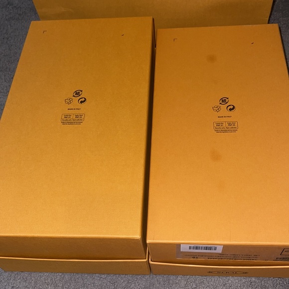 Tod’s boxes empty - Picture 6 of 13